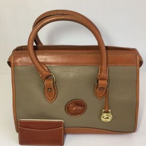 Vintage Dooney & Bourke Bag/Card Holder